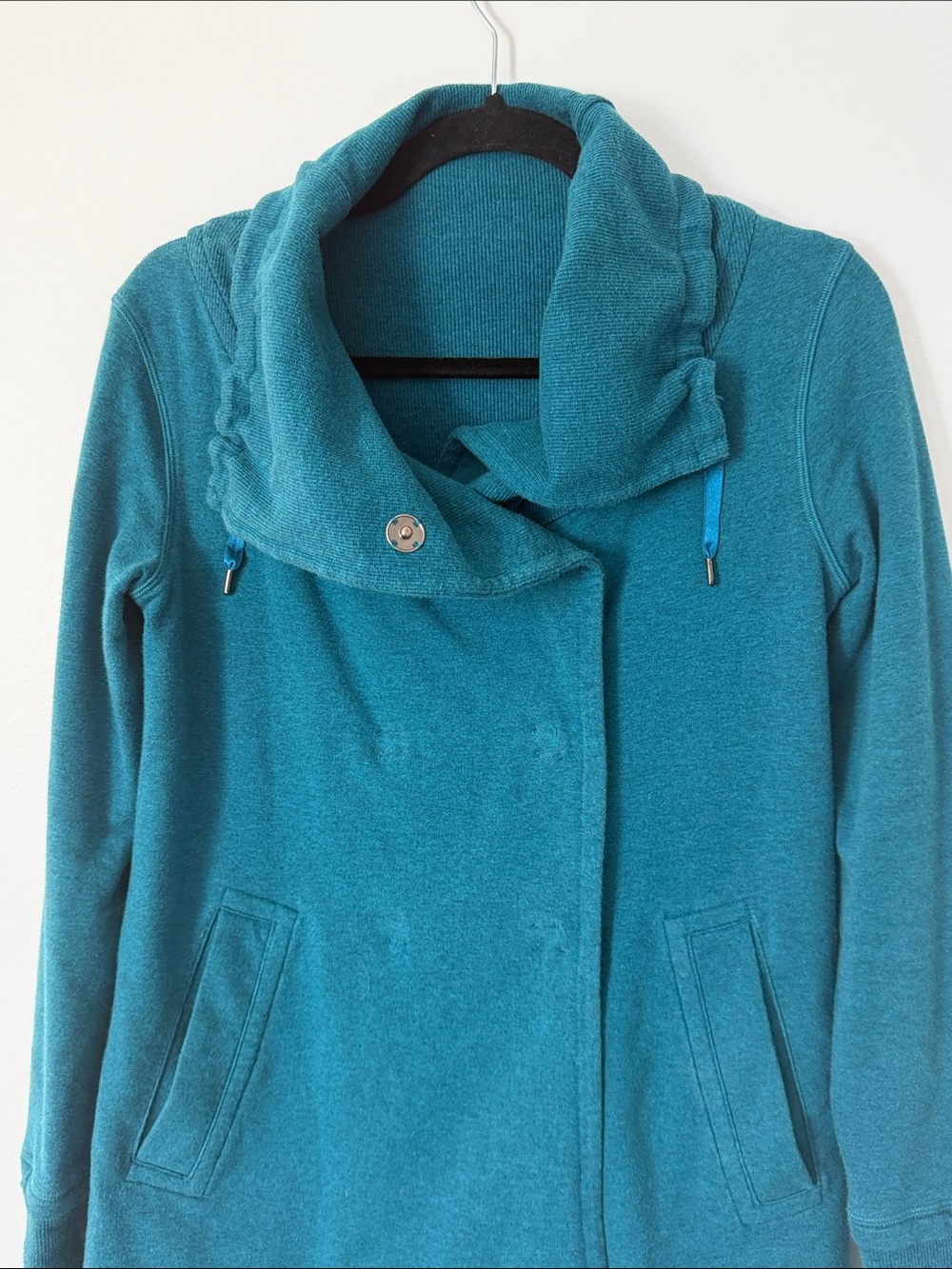 Lululemon Gratitude Wrap STITCH size 4 - Picture 2 of 6